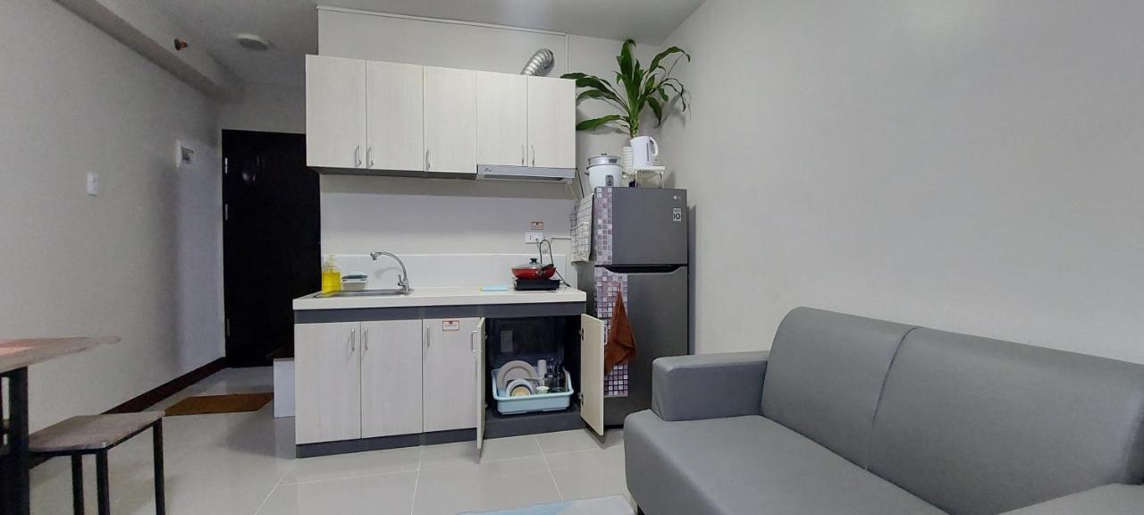 Dracarys Place 2 Condo With Balcony Unlimited Wifi Lapulapu City View Exterior photo