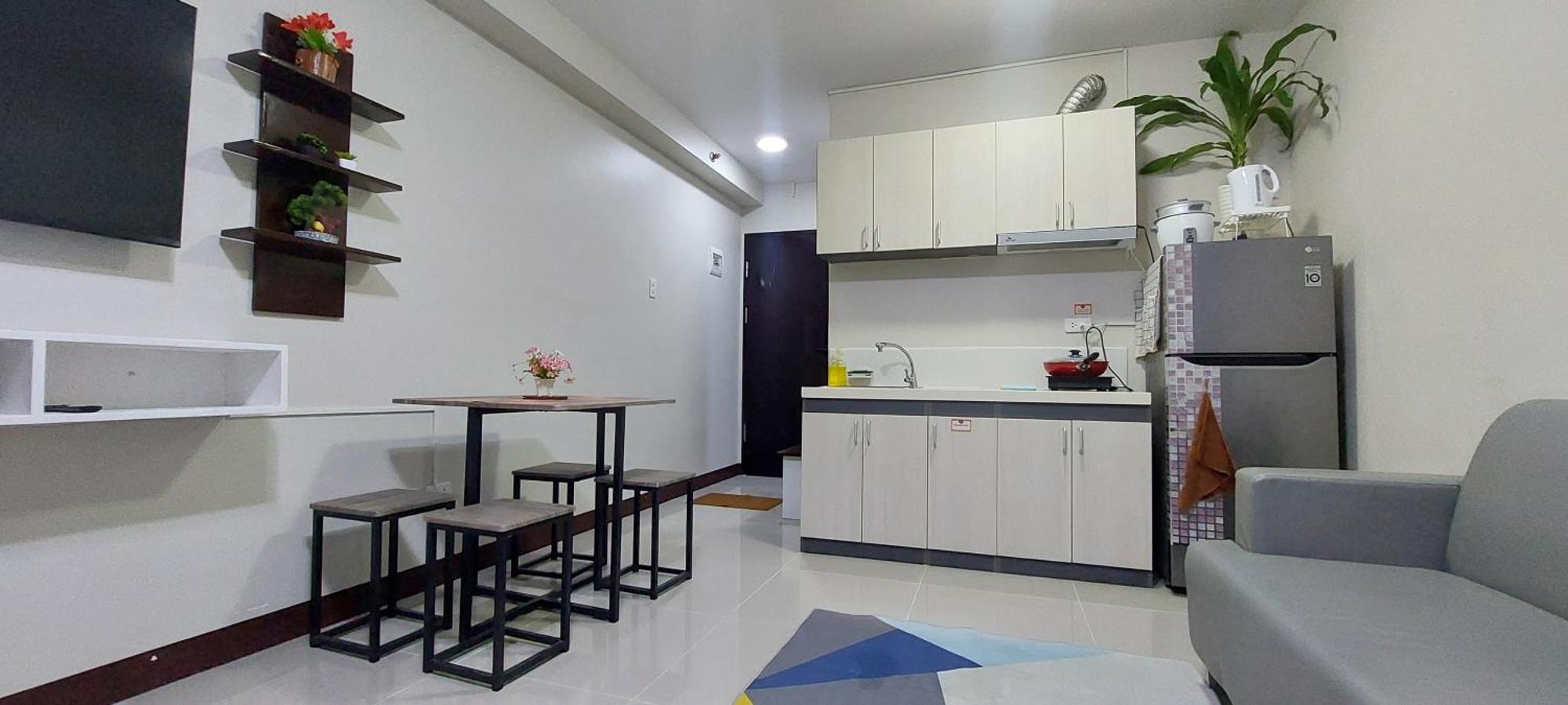 Dracarys Place 2 Condo With Balcony Unlimited Wifi Lapulapu City View Exterior photo